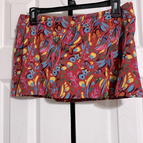 Garnet Hill NWT floral swim skit bikini bottom size 6 - Picture 1 of 10
